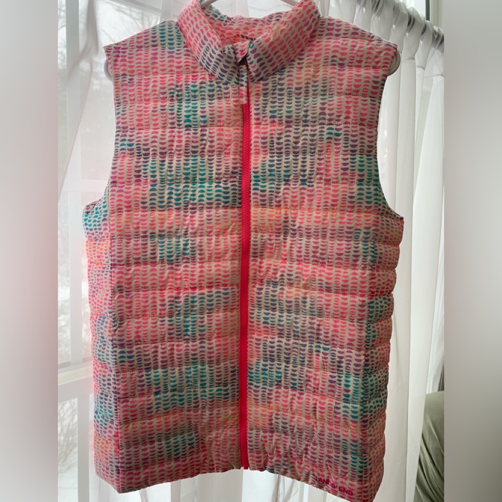 Girls Lands End puffer vest. Great condition. Size 18/20.